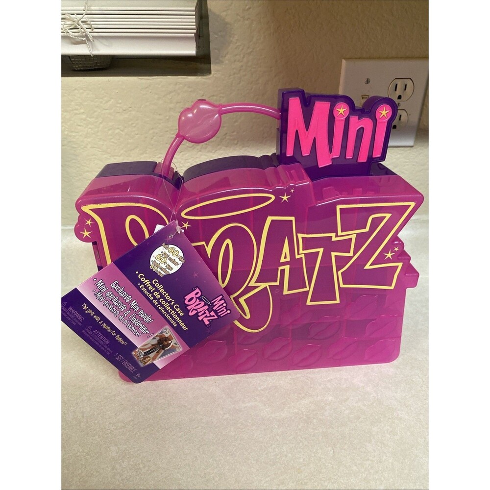 Bratz MGA Entertainment MGA's Miniverse Minis Collector's Case
